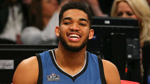 Karl-anthony Towns Taco Bell Skills Challenge Wallpaper