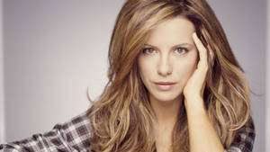 Kate Beckinsale Country Girl Photoshoot Wallpaper