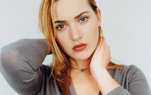 Kate Winslet Close-up Portrait Wallpaper