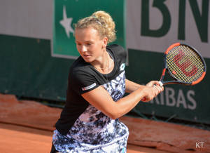 Katerina Siniakova Casual Game Wallpaper