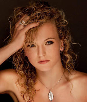 Katerina Siniakova Off The Court Wallpaper