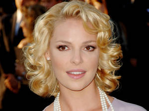 Katherine Heigl Red Carpet Wallpaper