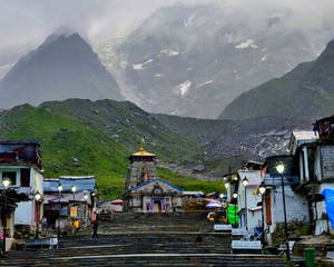 Kedarnath Houses 4k Wallpaper