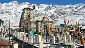 Kedarnath Temple Fences 4k Wallpaper