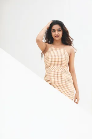 Keerthi Suresh Checkered Dress Wallpaper