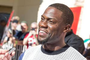 Kevin Hart Being Interviewed Wallpaper