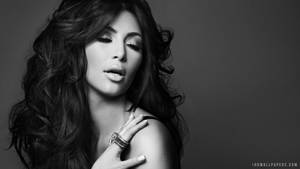 Kim Kardashian Black And White Portrait Wallpaper