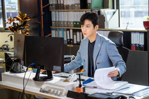 Kim Seon Ho In Office Wallpaper