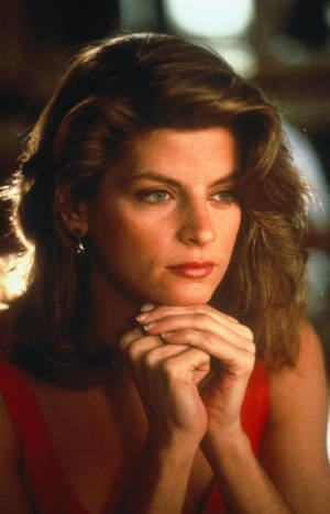 Kirstie Alley As Mollie Ubriacco Wallpaper