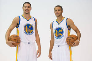 Klay Thompson Stephen Curry In White Wallpaper