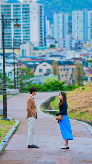 Korean Couple Cool Shot Wallpaper