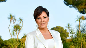 Kris Jenner White Outfit Wallpaper