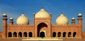 Lahore Badshahi Mosque Façade Wallpaper