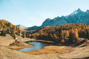 Lake And Mountain Range Hd Wallpaper