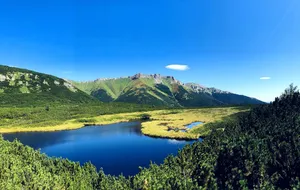 Lake View With Mountain Range Wallpaper