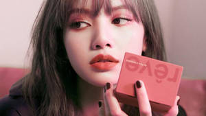 Lalisa Manoban Close-up Shot Wallpaper