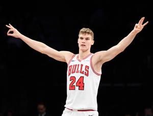 Lauri Markkanen Bulls Nba Next Superstar Wallpaper