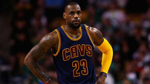 Lebron James Wearing Cool Yellow Arm Sleeve Wallpaper