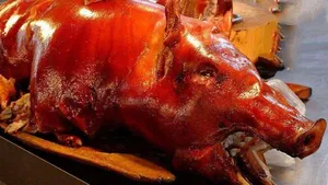 Lechon On Wooden Plate Wallpaper