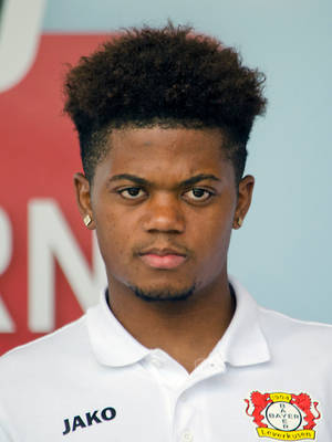 Leon Bailey White Shirt Leverkusen Wallpaper