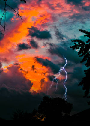 Lightning In Twilight Sky Wallpaper