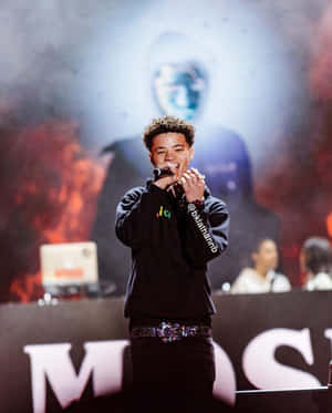 Lil Mosey Enjoys The Moment Wallpaper