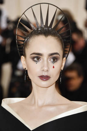 Lily Collins In Met Gala 2018 Wallpaper