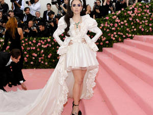 Lily Collins Met Gala 2019 Wallpaper