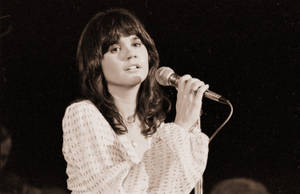 Linda Ronstadt Rock Artist Wallpaper