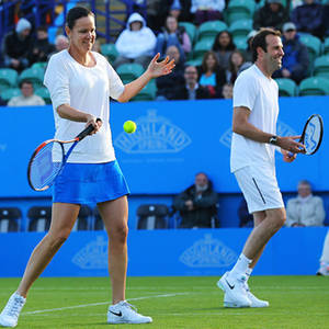 Lindsay Davenport 1200 X 1200 Wallpaper