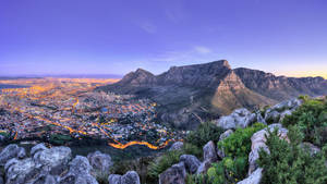 Lion's Head Landmark In South Africa Wallpaper