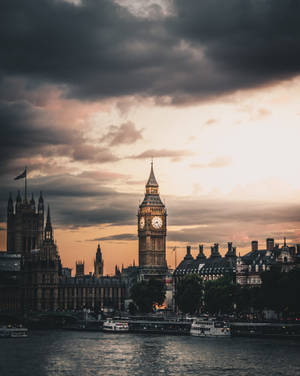 London City Iphone Landscape Wallpaper