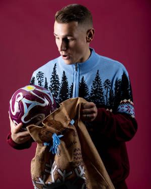 Lucas Digne In Comfortable Sweater Wallpaper