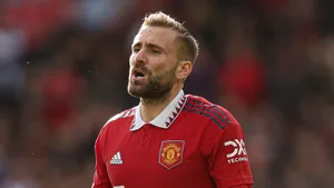 Luke Shaw Close-up Landscape Wallpaper
