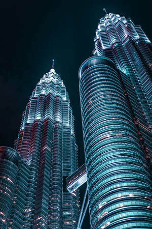 Luminous Skyscrapers In Malaysia Wallpaper