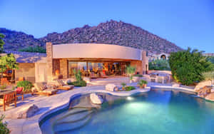 Luxury House In Arizona Facing The Pool Wallpaper