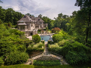 Luxury Mansion In Greenwich, Ct Wallpaper