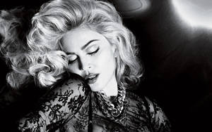 Madonna Louise Ciccone In Black And White Wallpaper