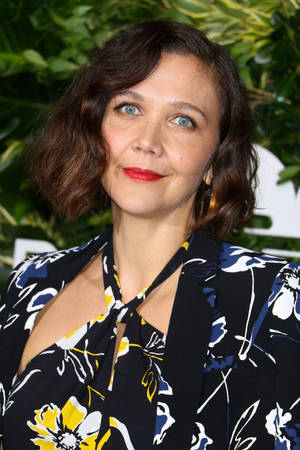 Maggie Gyllenhaal Actress Floral Dress Wallpaper