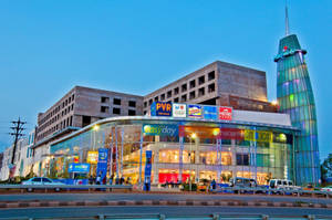 Magneto Mall In India Engulfed In Night's Splendor Wallpaper