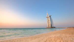 Majestic Elegance Of Burj Al Arab Wallpaper