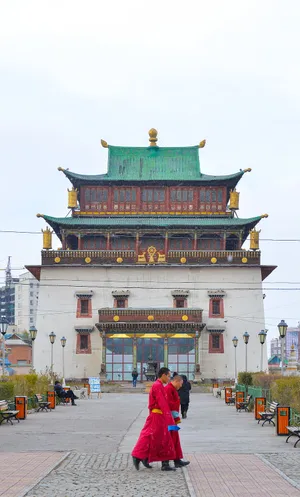 Majestic View Of Gandantegchinlen Monastery In Mongolia Wallpaper