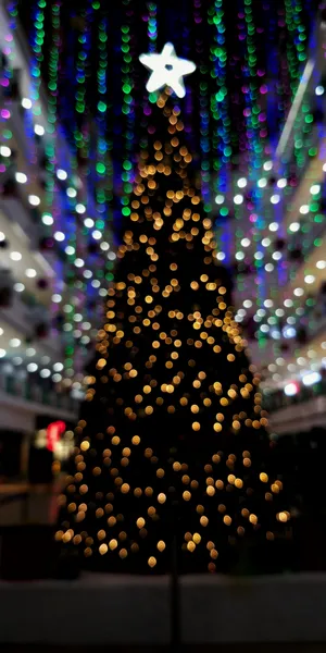 Mall Atrium Christmas Lights Blur Wallpaper