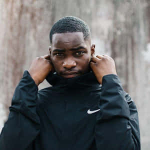 Manin Nike Jacket Outdoors Wallpaper