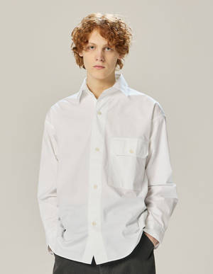 Margaret Howell Styling Clean And Minimal White Button-down Shirt Wallpaper