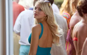 Margot Robbie The Wolf Of Wall Street Wallpaper