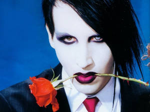 “marilyn Manson Displaying His Iconic Look And Style” Wallpaper
