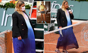 Marion Bartoli Engaging In Post-match Interview On Court Wallpaper