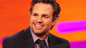 Mark Ruffalo The Graham Norton Show Wallpaper