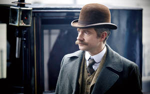 Martin Freeman Detective Vintage Outfit Wallpaper